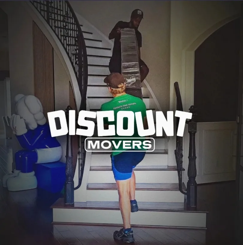 Discount Movers logo